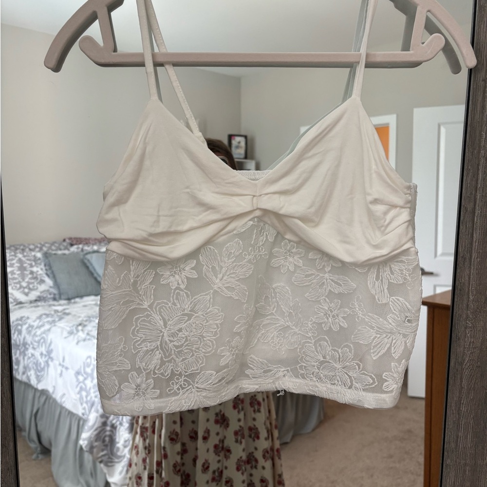SHEIN White Floral Lace Tank Top